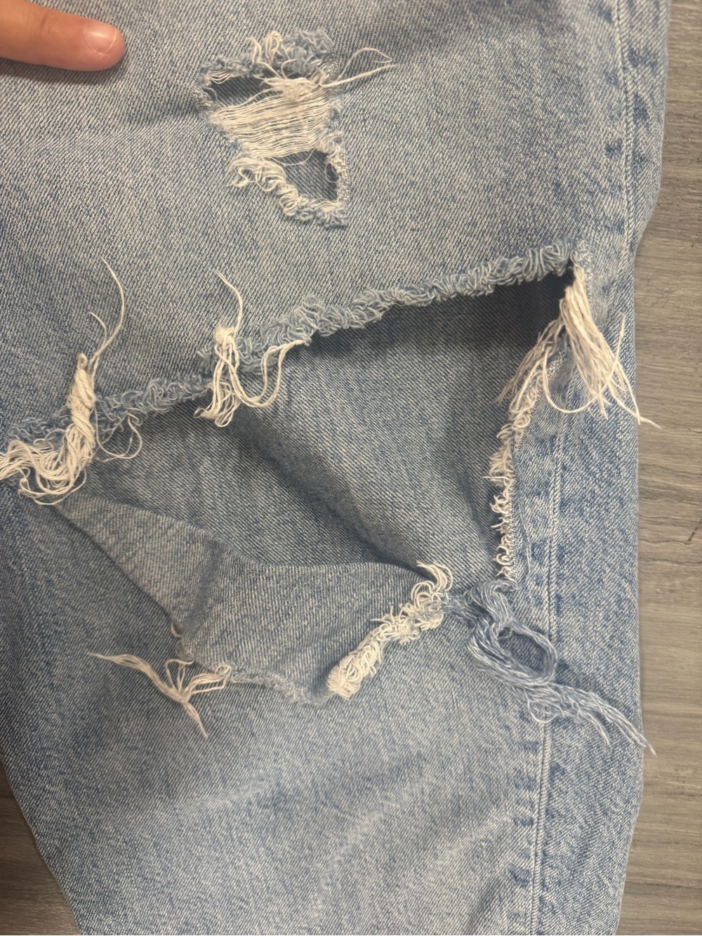 Light Blue Distressed Women’s American Eagle Jeans - Picture 7 of 9